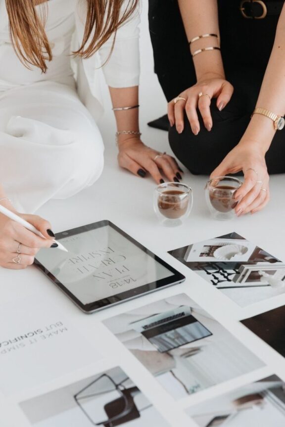 The Power of Storytelling in Branding: How to Build Emotional Loyalty